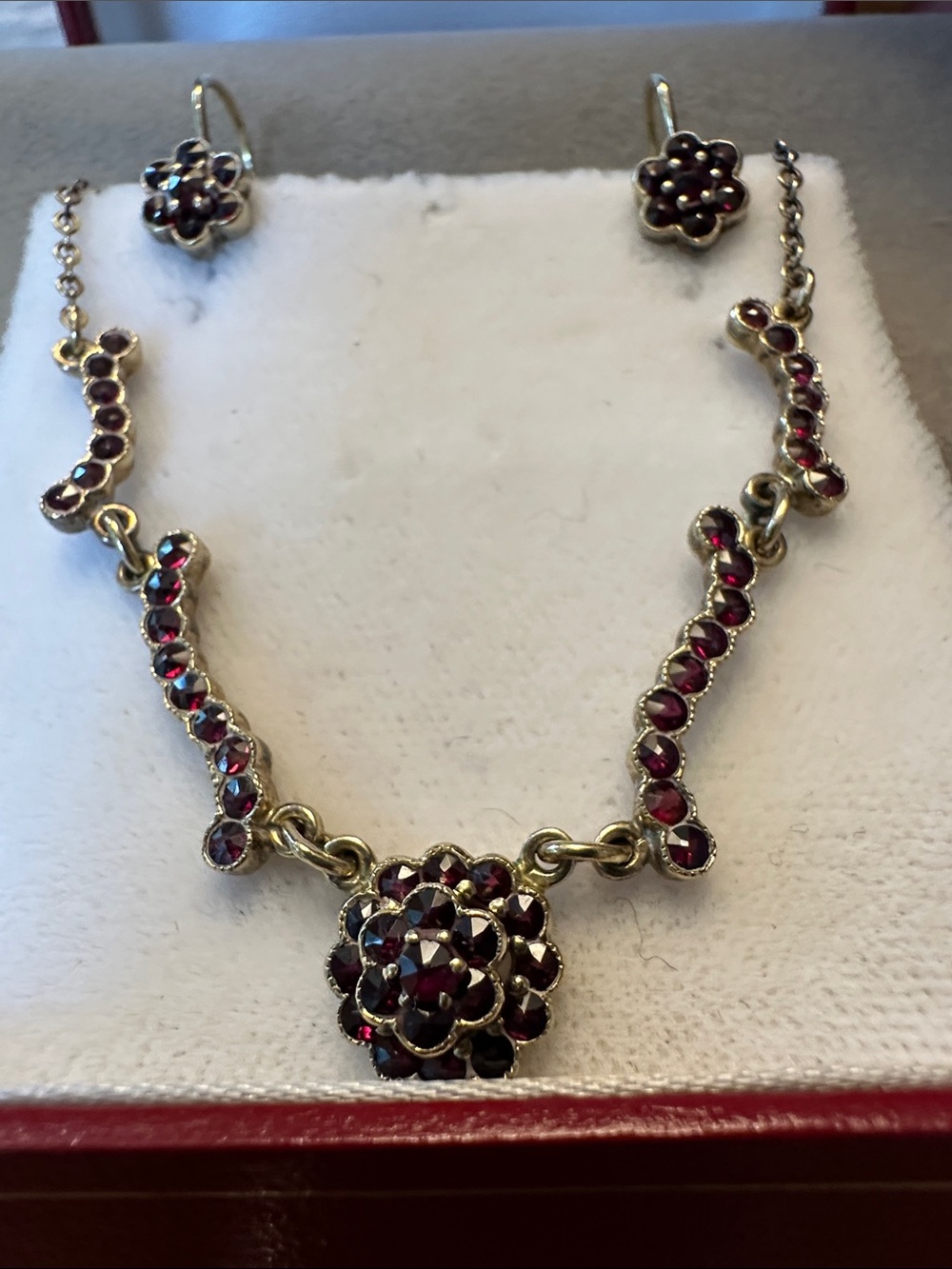Garnet-Red Floral Cluster Necklace and Earring Set - Gold Tone - Picture 2 of 8